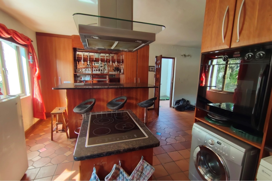 3 Bedroom Property for Sale in Ile du Lac North West